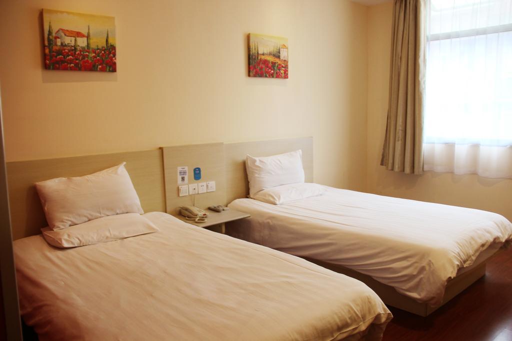 Hanting Express Shenyang Longemont Square الغرفة الصورة