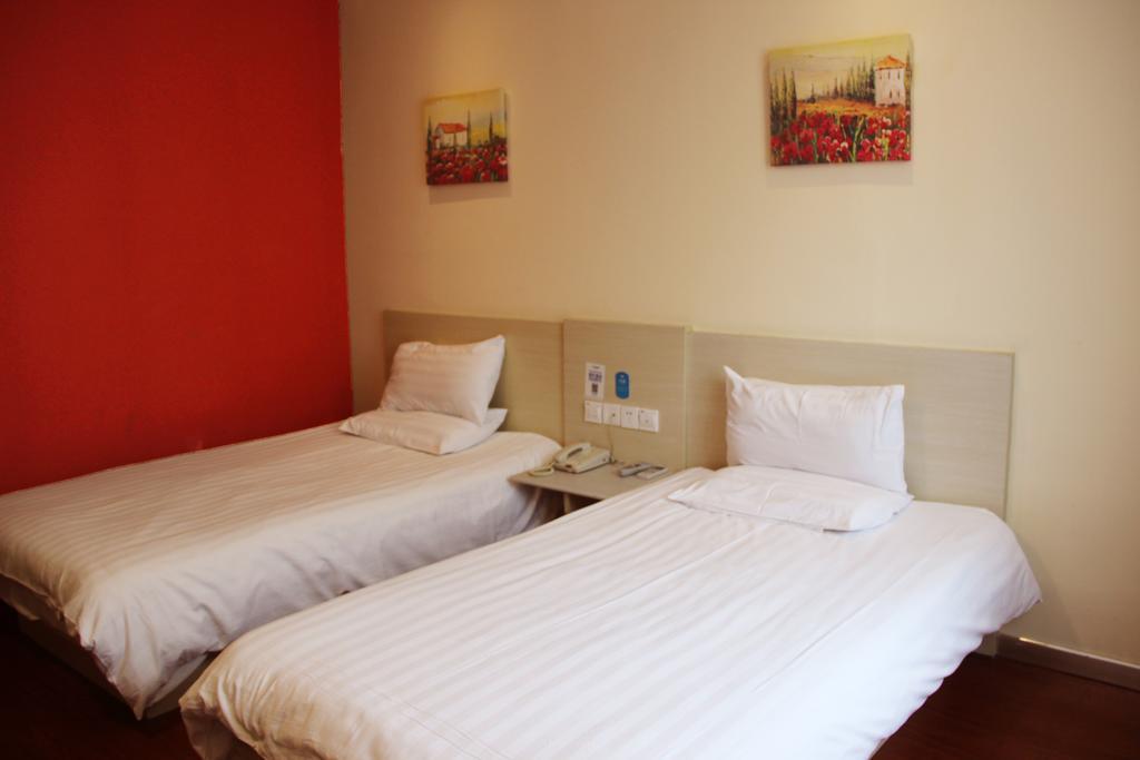 Hanting Express Shenyang Longemont Square الغرفة الصورة